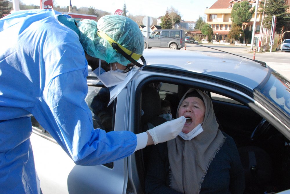 Bartın'a gelenlere PCR testi yapılmaya başlandı