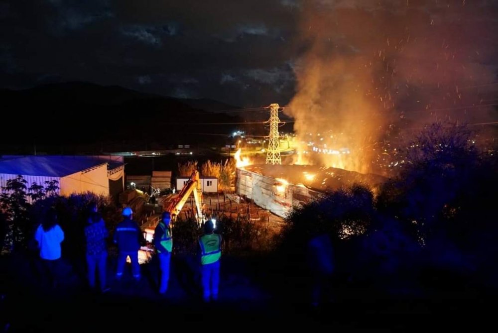Bodrum'da pelet fabrikasında yangın