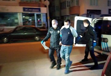 Sağlık personeliyle tartışıp kuru sıkı tabancayla ambulansa ateş açtı