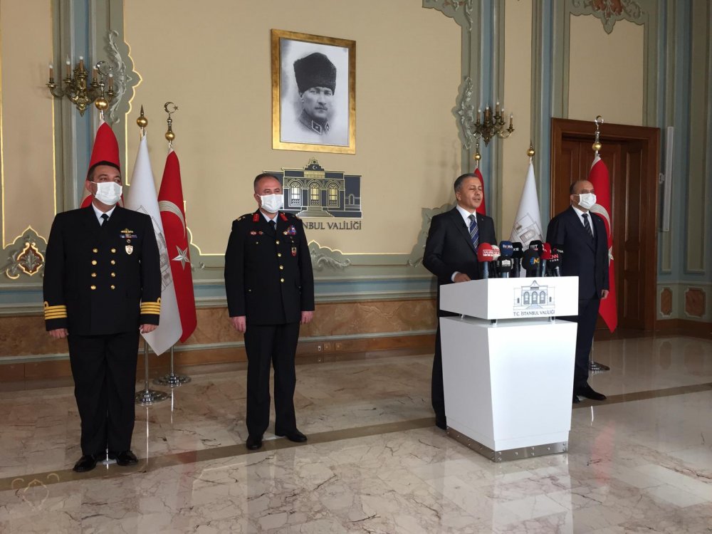 Vali Yerlikaya: Yılbaşı tedbirleri 34 bin 247 arkadaşımız, görevinin başında olacak 
