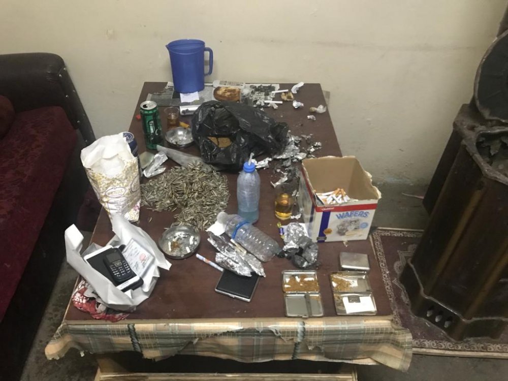 Adıyaman'da uyuşturucu partisine baskın: 12 gözaltı