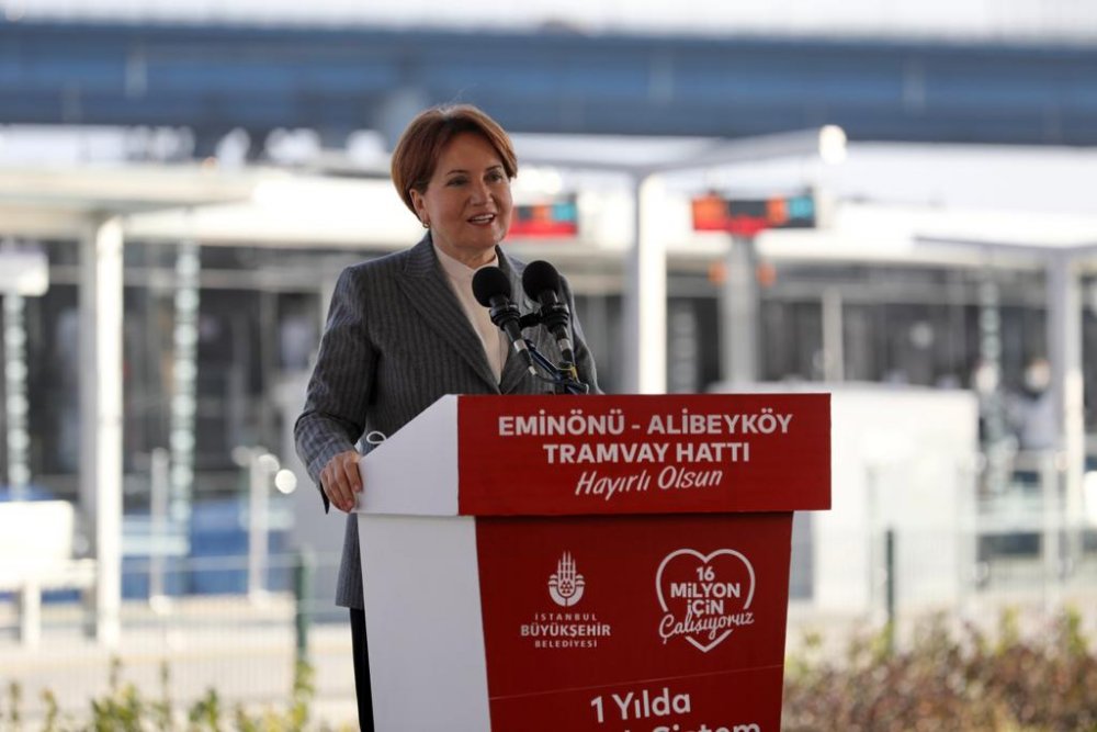 Kılıçdaroğlu ve Akşener'in katıldığı törenle Eminönü-Alibeyköy tramvay hattının ilk kısmı açıldı