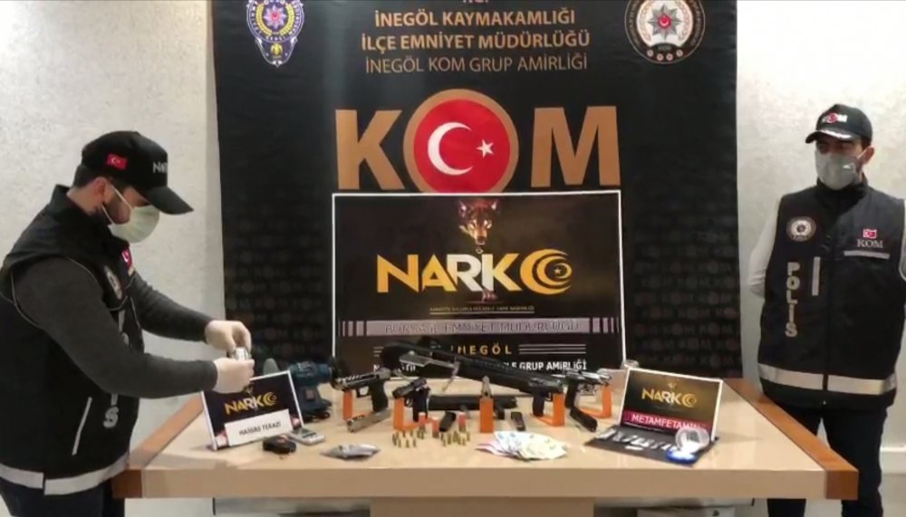 Bursa'da uyuşturucu ve silah ticareti yapanlara operasyon: 2 tutuklama