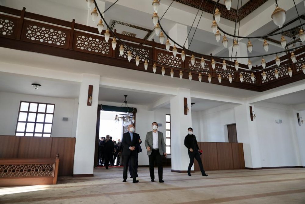 Kılıçdaroğlu'ndan Beylikdüzü'nde cemevi ve cami ziyareti 