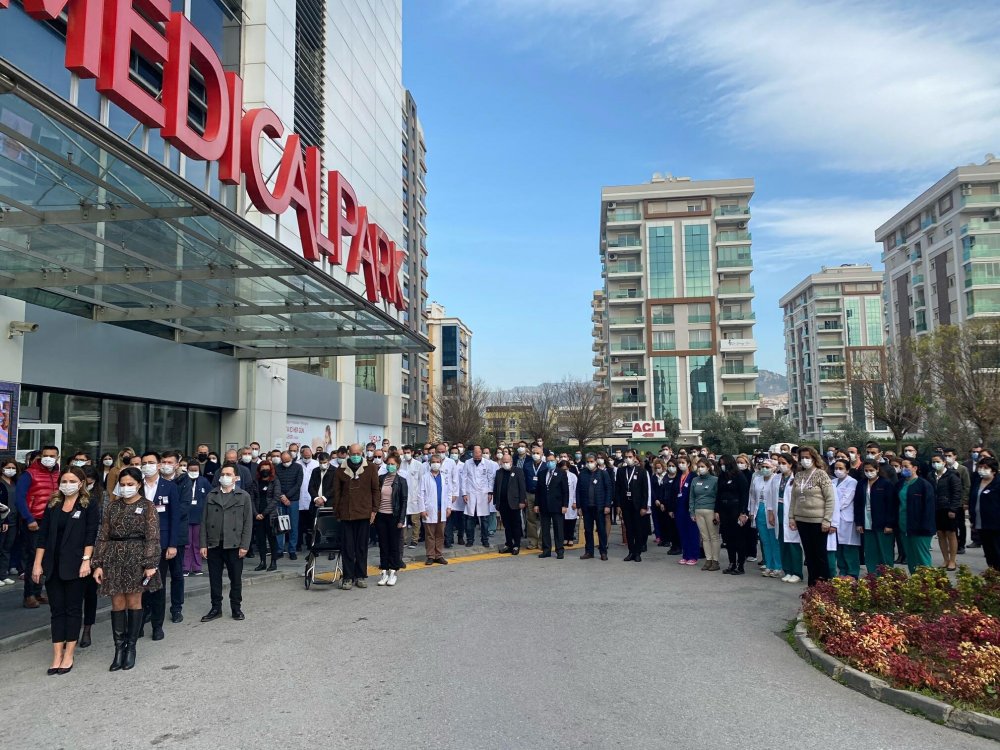 Tıbbi onkoloji profesörü, koronavirüsü yendi, organ yetmezliğinden yaşamını yitirdi