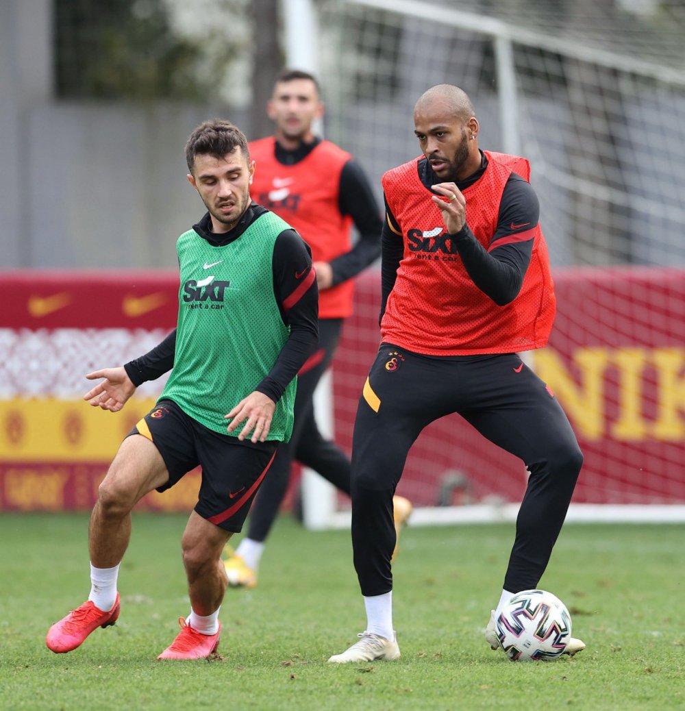 Falcao'nun sağ üst adale grubunda kısmi yırtık ve kanama belirlendi