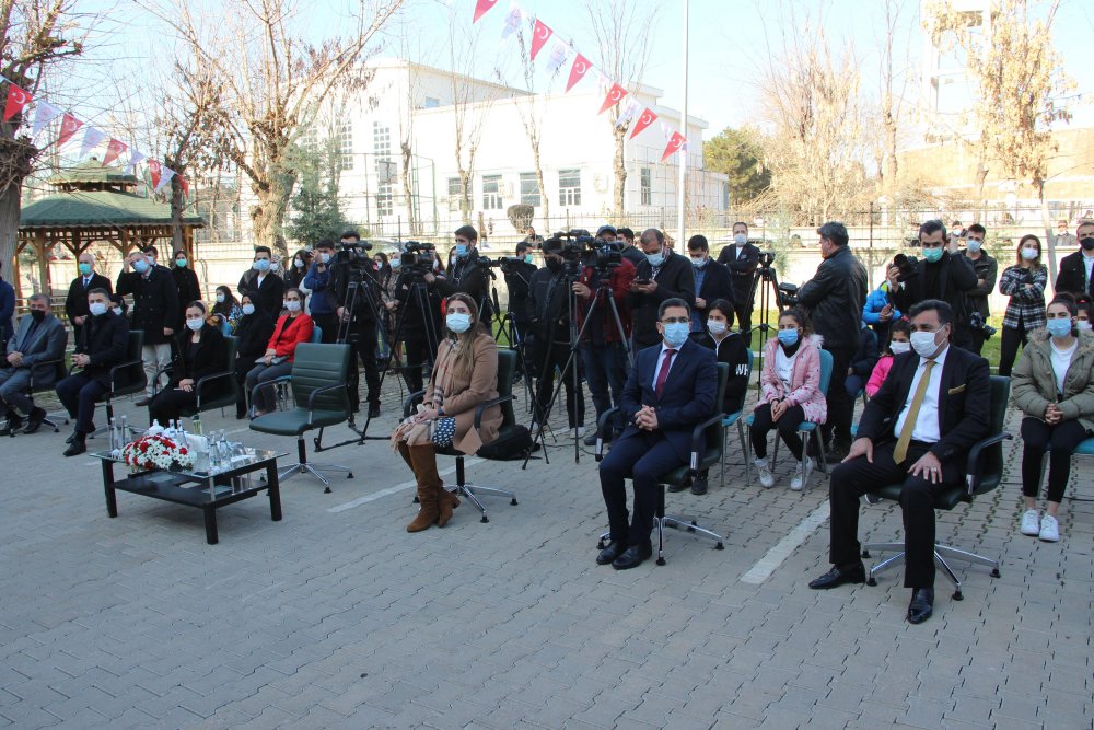 'Hediye Karavanı'nın son durağı Diyarbakır