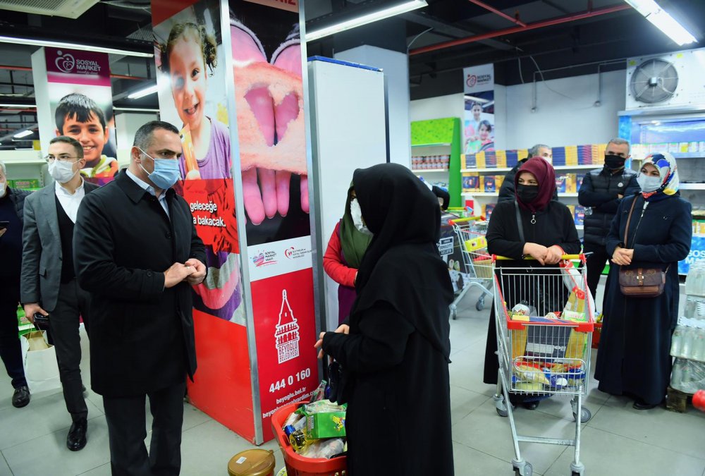 İhtiyaç sahiplerine sosyal market