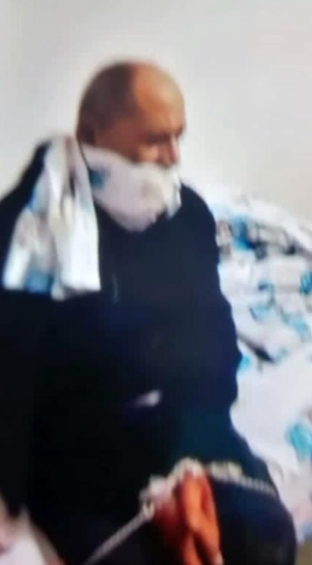 İlişki kandırmacasıyla rehin aldıkları Iraklının parasını gasbeden 3 kişi yakalandı