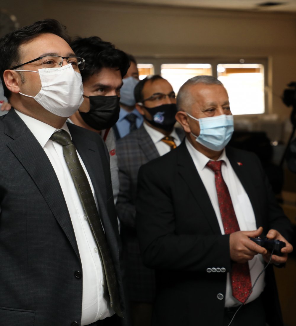 Vali ve belediye başkanı MXGP 2020'de Afyonkarahisar etabını oynadı