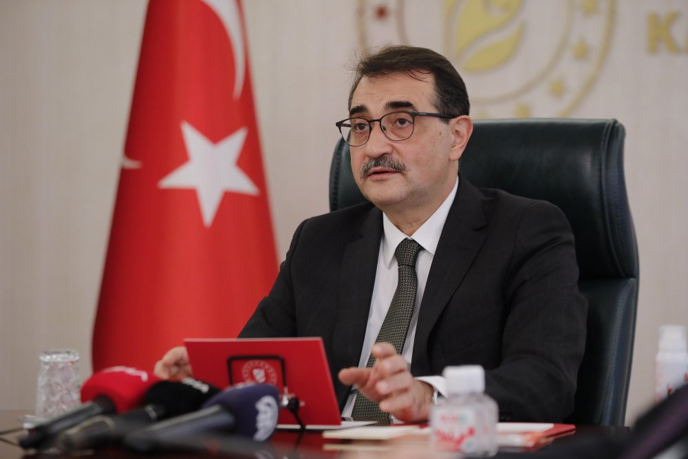 Bakan Dönmez: Altın üretimimiz rekor kırarak 42 tona ulaştı