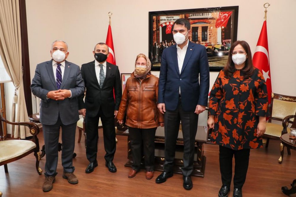 Bakan Kurum: Felaketlerle iklim değişikliği etkileri hissediliyor  