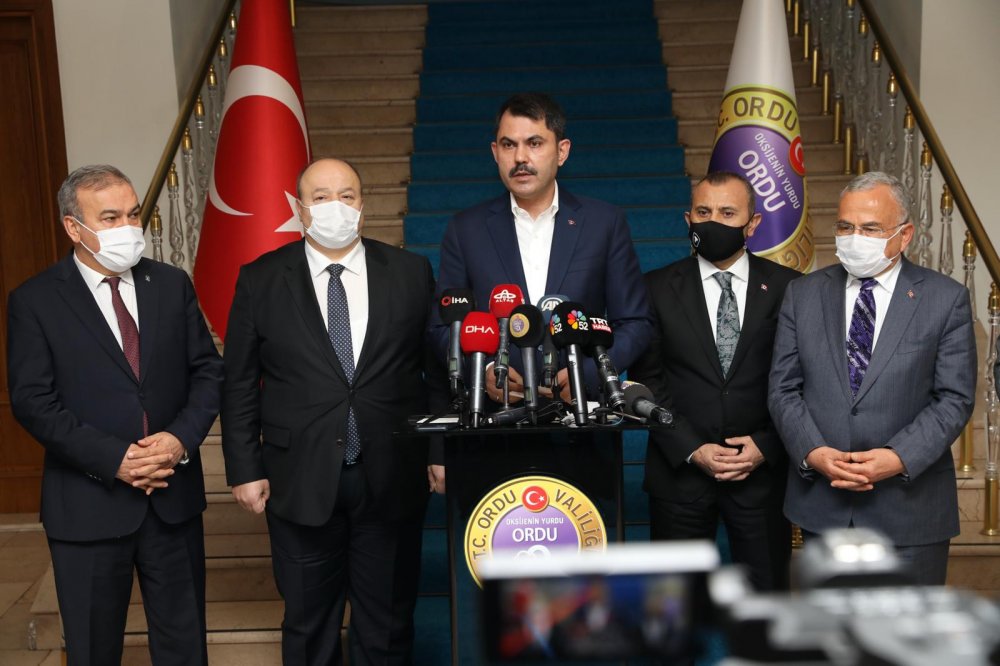 Bakan Kurum: Felaketlerle iklim değişikliği etkileri hissediliyor  