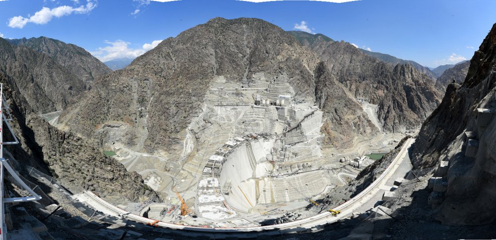 Yusufeli Barajı'nın gövdesinin tamamlanmasına 7 metre kaldı
