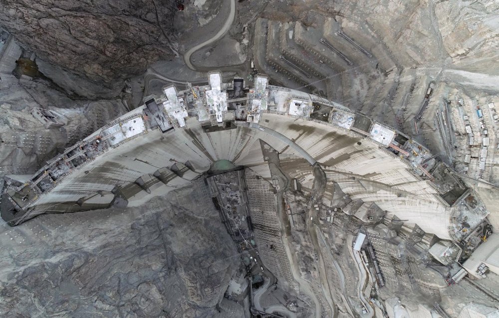 Yusufeli Barajı'nın gövdesinin tamamlanmasına 7 metre kaldı