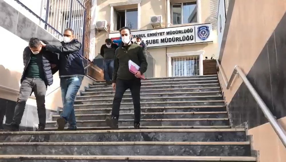 350 bin liralık gasp yalanını araç kamerası görüntüleri ortaya çıkardı