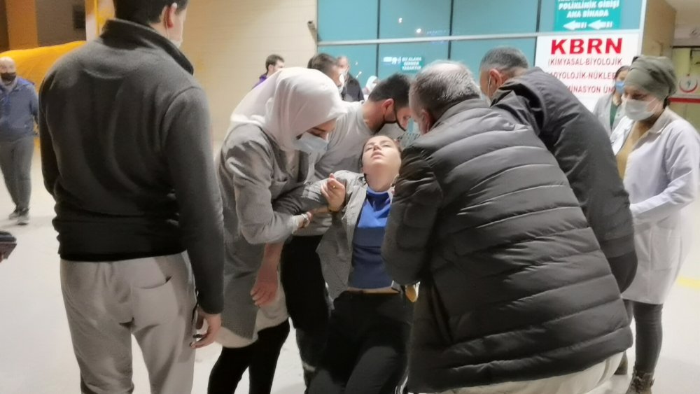 Bursa'da tekstil fabrikasında 20 kadın işçi, boyadan zehirlendi