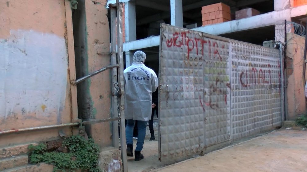Gaziosmanpaşa'da inşaatın 5. katından düşen işçi öldü