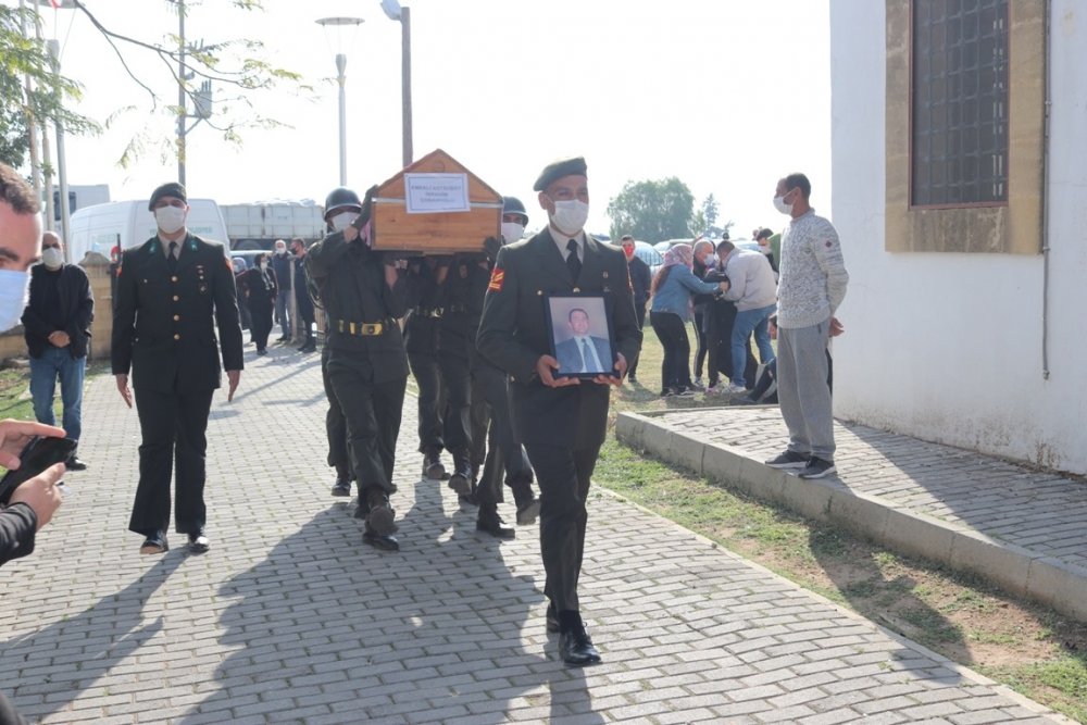 KKTC’deki aile faciasında ölen Çobanoğlu ailesi son yolculuğuna uğurlandı