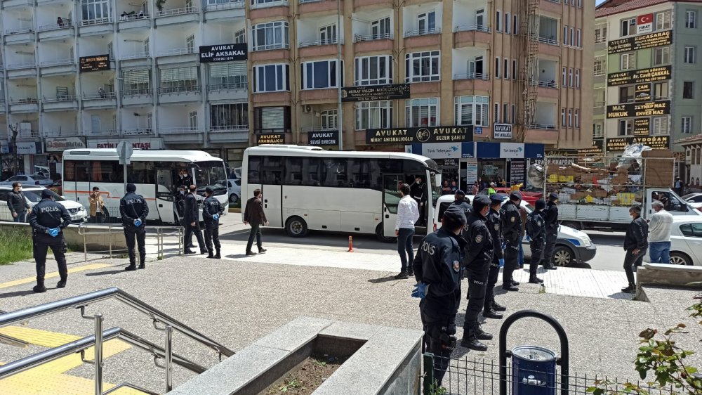 Suç örgütü üyelerine ceza yağdı