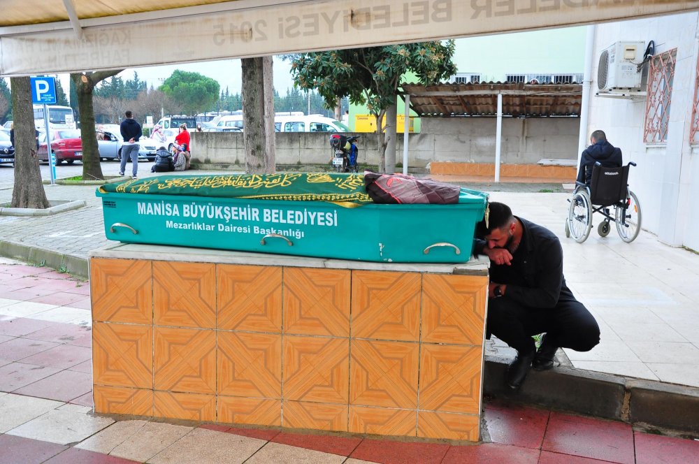 Baba Mehmet Yurtkölesi ve anne Zekiye Yurtkölesi'nin gözyaşları yürekleri acıttı: Üniversiteli Aleyna'nın hayatına son veren  eski sevgili