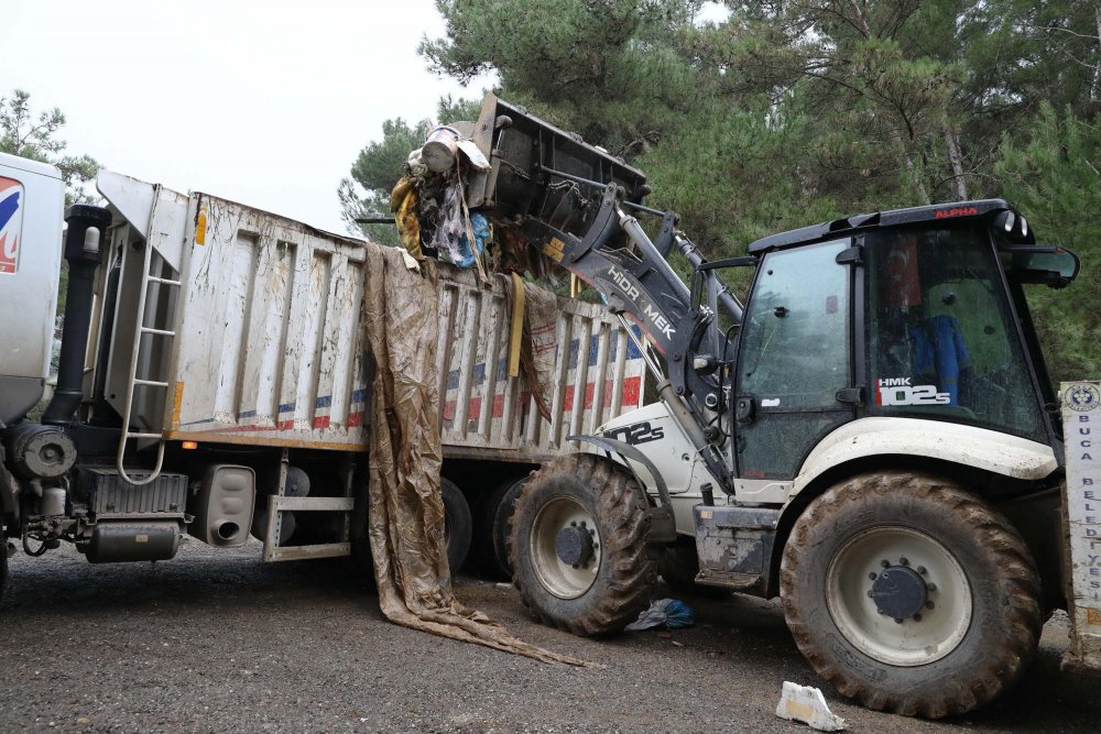 Buca Belediyesi'nden Yıldızlar Ormanı'na dökülen molozla ilgili açıklama