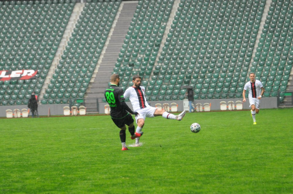 Fatih Karagümrük - İttifak Holding Konyaspor: 2-1