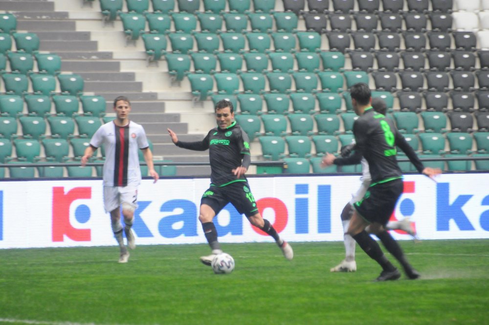 Fatih Karagümrük - İttifak Holding Konyaspor: 2-1