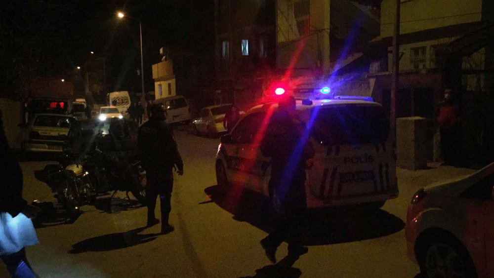 Gözaltına alındı; kardeş tartışması kötü bitti