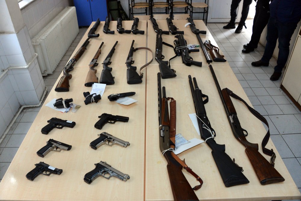 Kahramanmaraş'ta 109 maganda silahları ile birlikte yakalandı