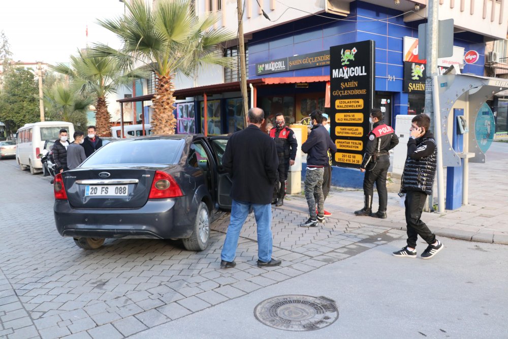 Kısıtlamada 'Dur' ihtarına uymayan ehliyetsiz sürücü ve arkadaşlarına 16 bin 450 lira ceza 