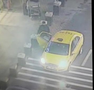 Mersin'deki cinayetin zanlısı havalimanında yakalandı