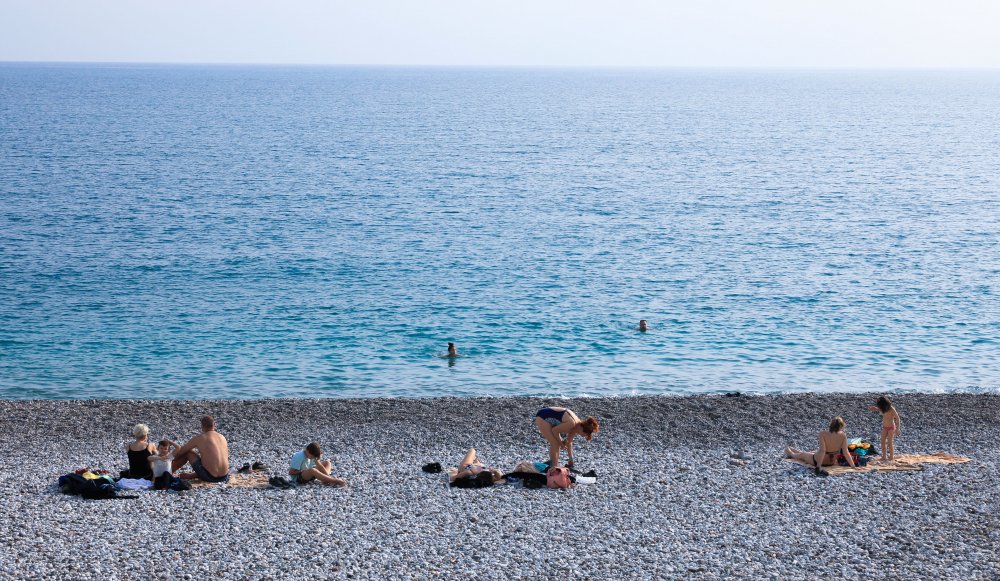 Ocak ayında yazdan kalma günlerin tadını turistler çıkardı