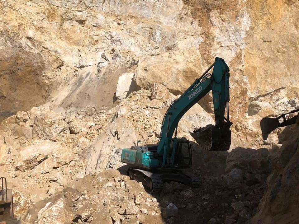 Şırnak'ta kömür ocağında göçük; 2 işçi yaralı, 1 işçi kurtarılmaya çalışılıyor (3)