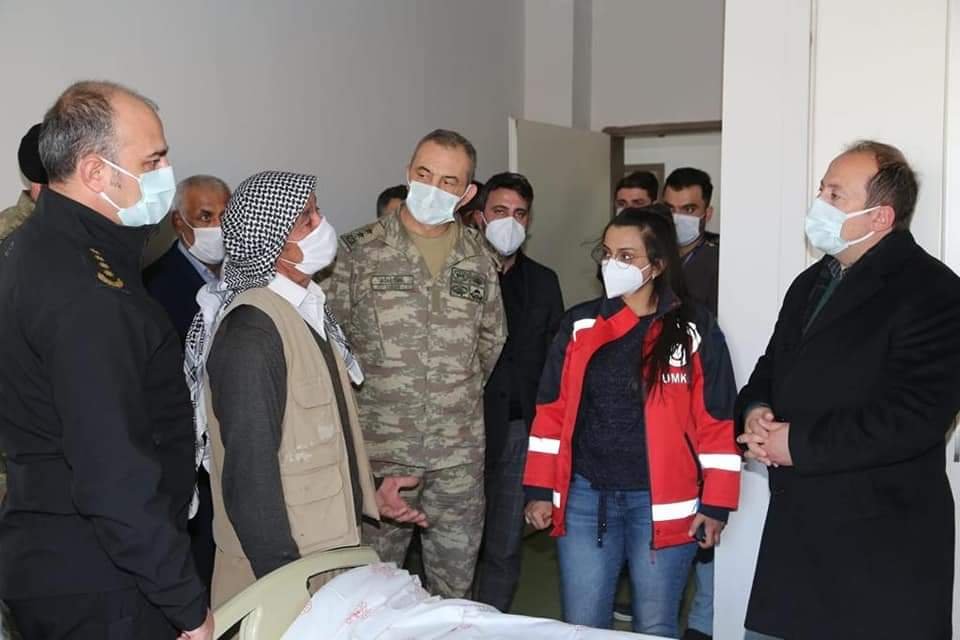 Şırnak'ta kömür ocağında göçük; 2 işçi yaralı, 1 işçi kurtarılmaya çalışılıyor (3)