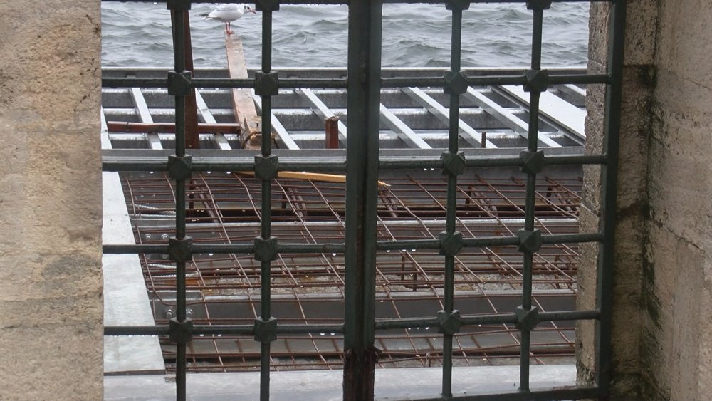 Üsküdar'da 441 yıllık tarihi cami önüne yol yapımı neden istenmiyor