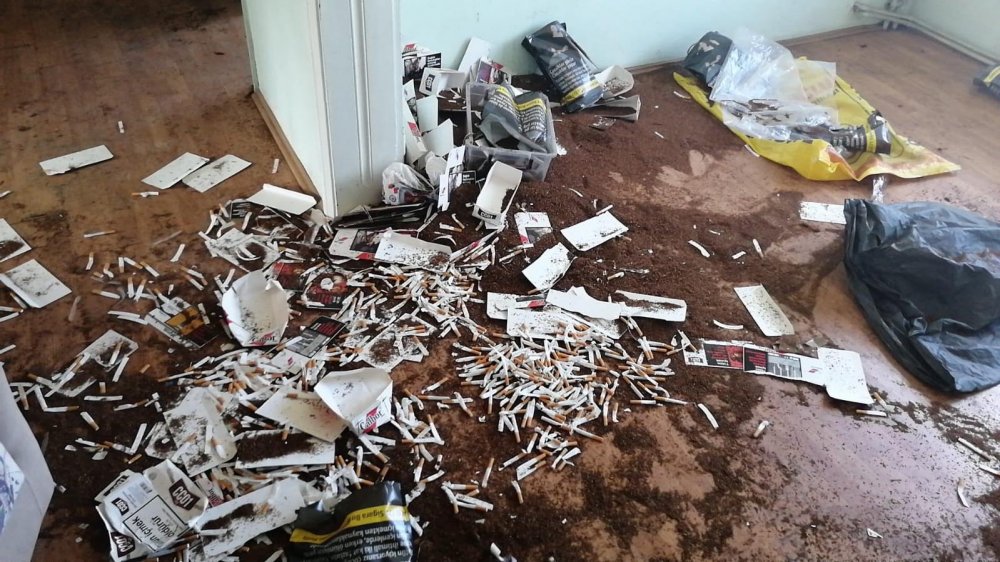 Eskişehir’de imalathaneye çevrilen 3 evde 168 kilo kaçak tütün ele geçirildi