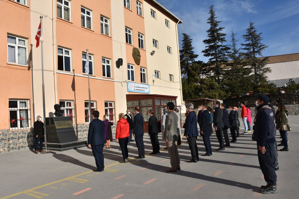 Niğde’de bayrak töreni coşkusu