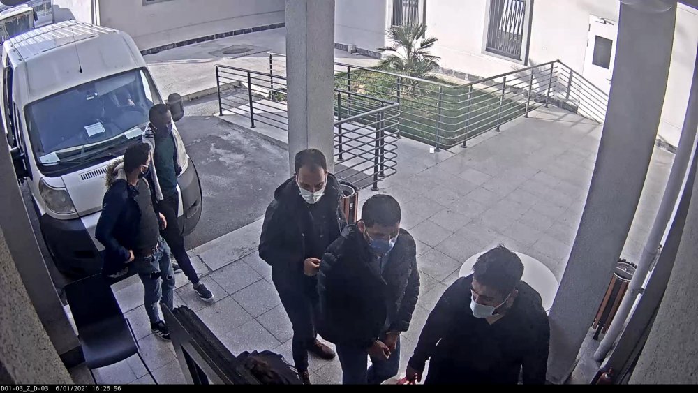 Sahte pasaportla kaçmaya çalışan DEAŞ'lı istanbul Havalimanı'nda yakalandı