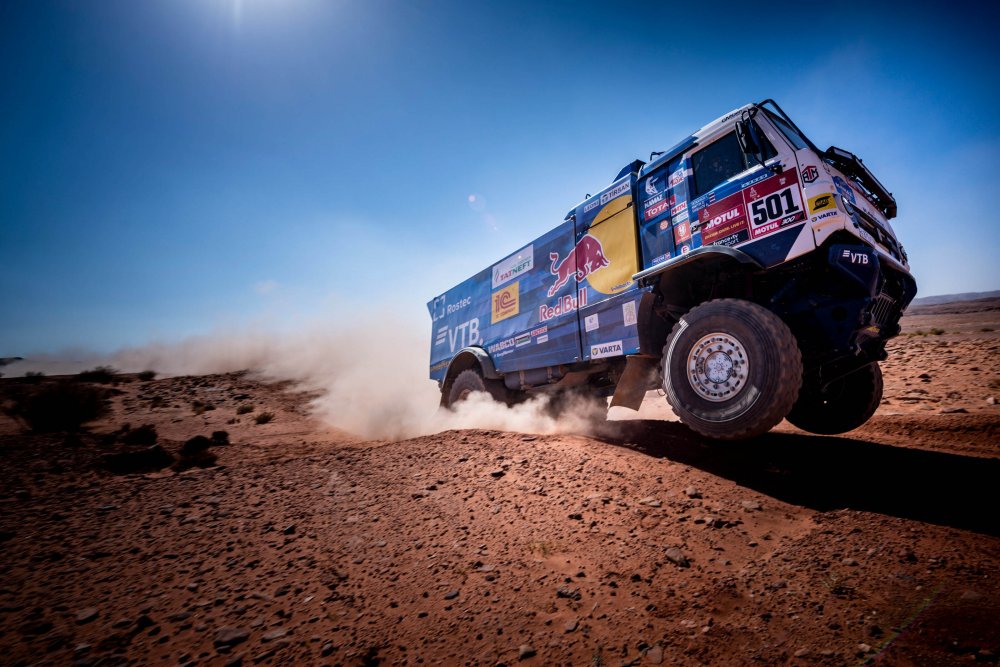 Dakar Rallisi'nde 9. etabın galibi Red Bull sporcusu Stephane Peterhansel