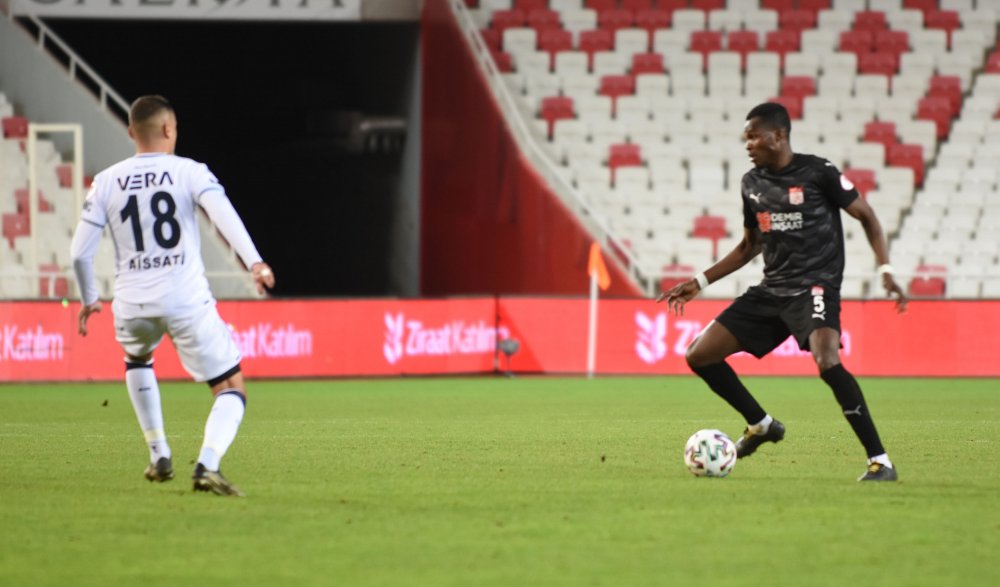 Demir Grup Sivasspor, ZTK'da çeyrek finale yükseldi