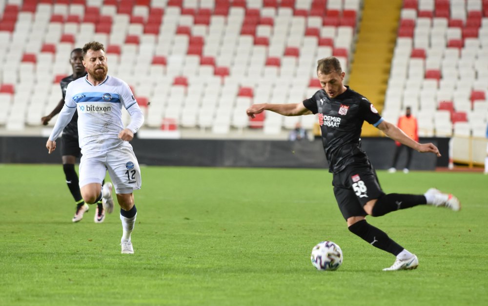 Demir Grup Sivasspor, ZTK'da çeyrek finale yükseldi