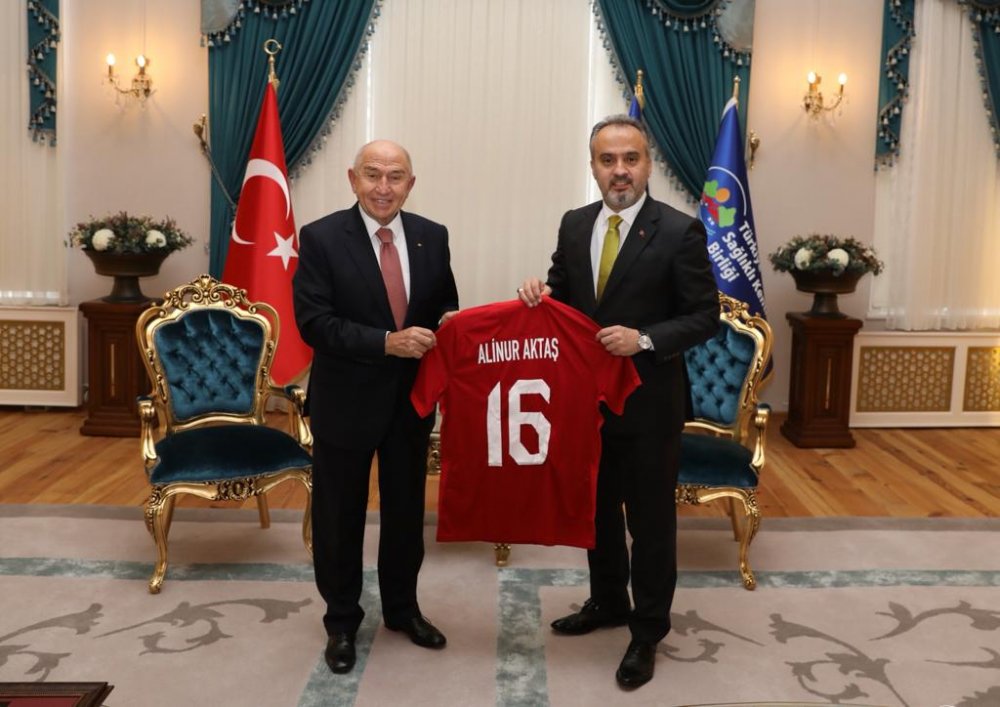 Nihat Özdemir: Bursaspor bu sene büyük atılım yaptı