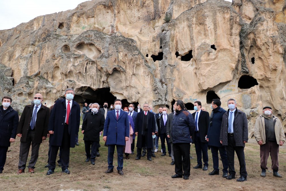 Vali Çiçek: 8 bin yıl öncesine giden bir tarihin üzerinde yaşıyoruz
