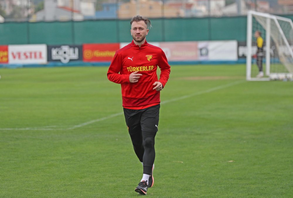 Göztepe'nin yeni transferi Peter Zulj ilk idmanına çıktı