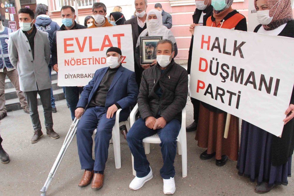 HDP önündeki evlat nöbetinde 499'uncu gün; aile sayısı 188 oldu