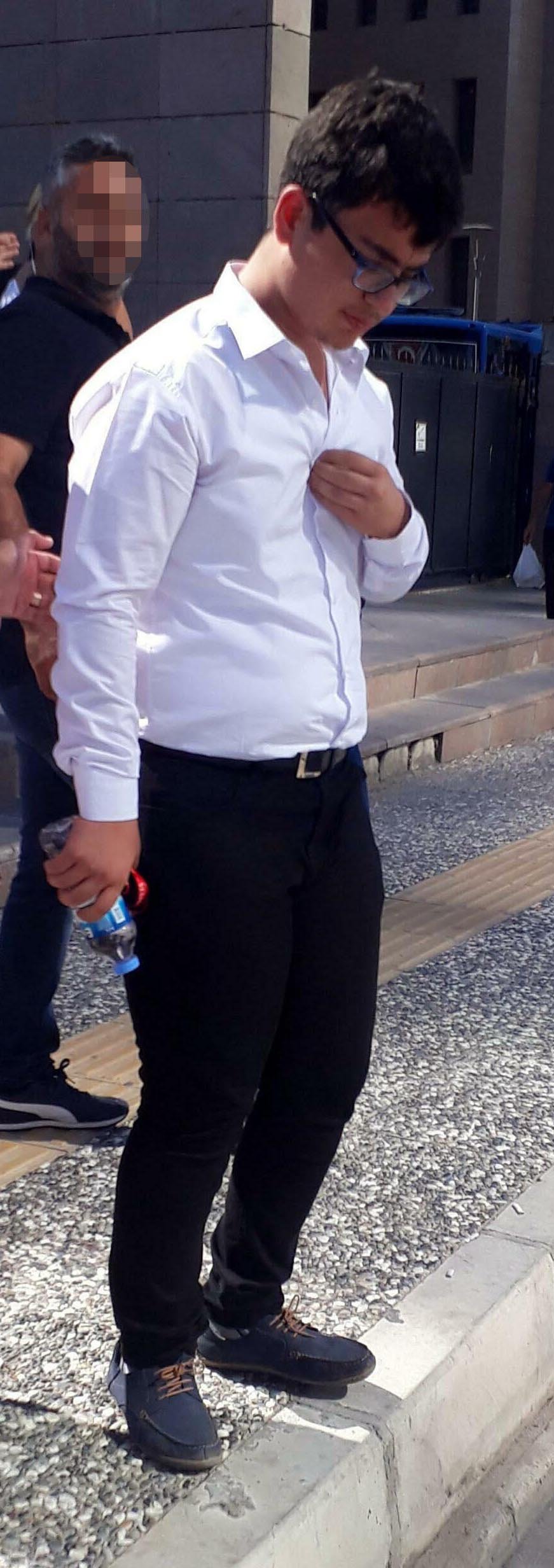 Siyanürlü şerbetle anne-babasını öldüren üniversitelinin cezai ehliyeti tam çıktı