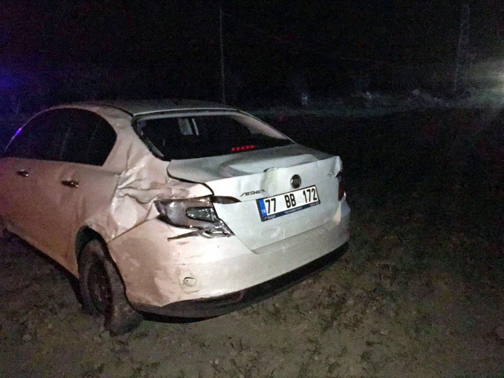 TIR, jandarma aracı ve otomobile çarptı: 2’si uzman çavuş 6 yaralı