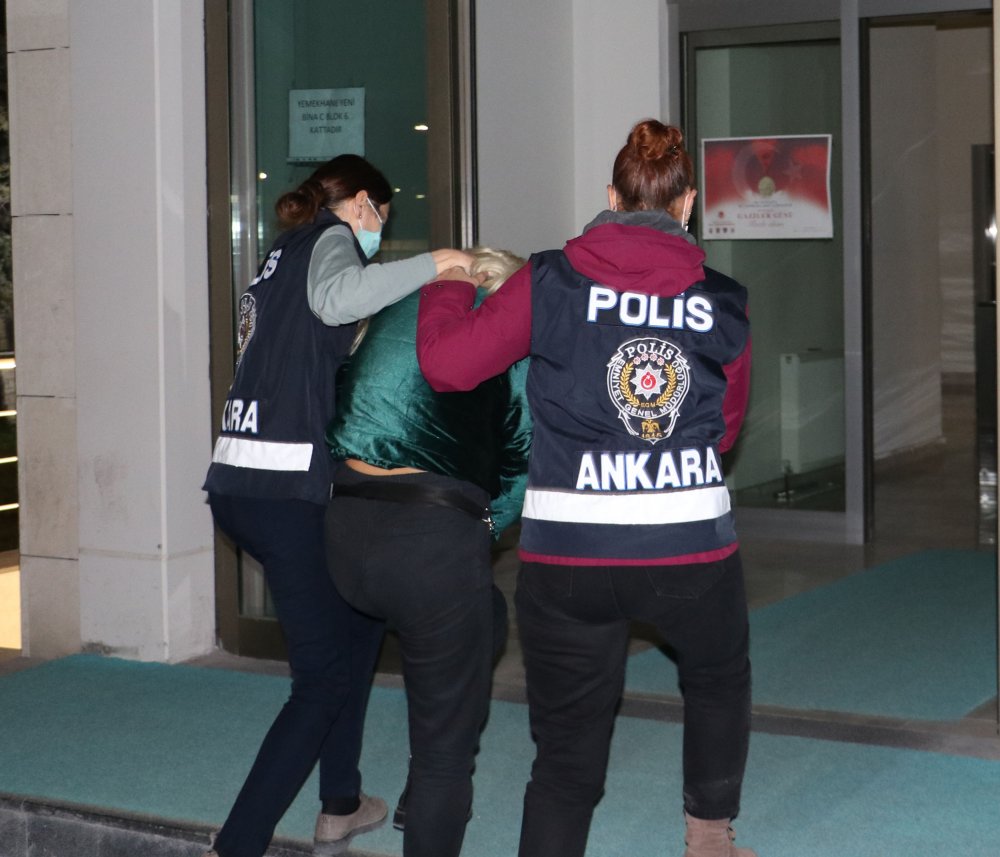 Ümitcan Uygun'a videoda uyuşturucu içiren firari kadın, İzmir'de gözaltına alındı