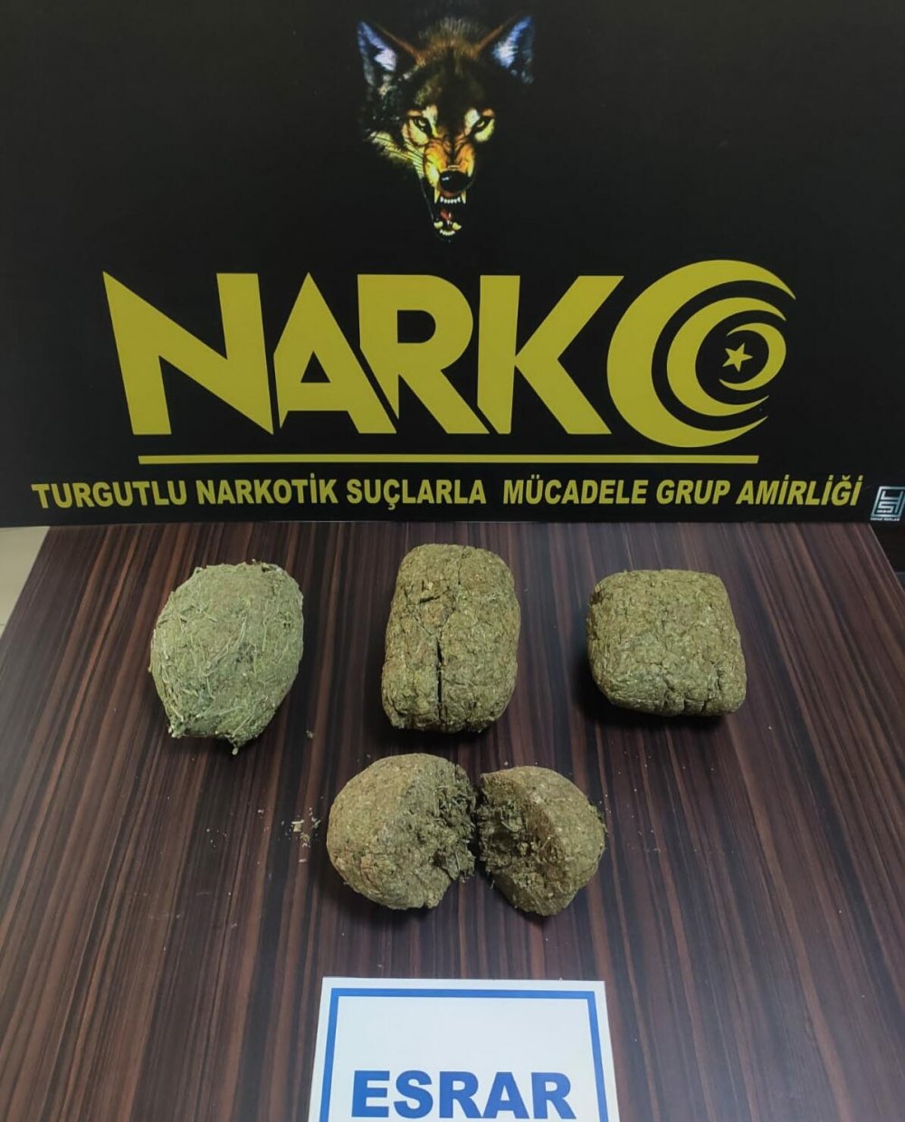 Çay poşetlerinden esrar çıktı